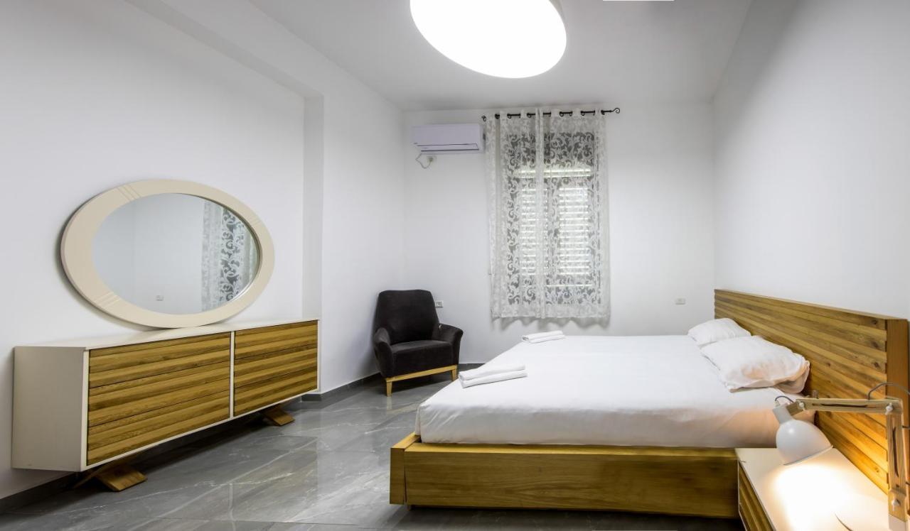 Prime Location - Ocean Apartments - 1 Min From The Beach Tel Aviv Ngoại thất bức ảnh